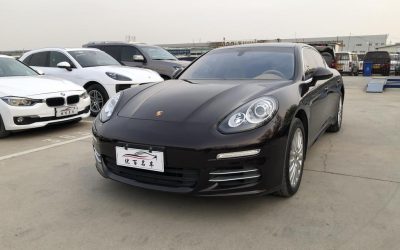 r215637-porsche20panamera-2015_0