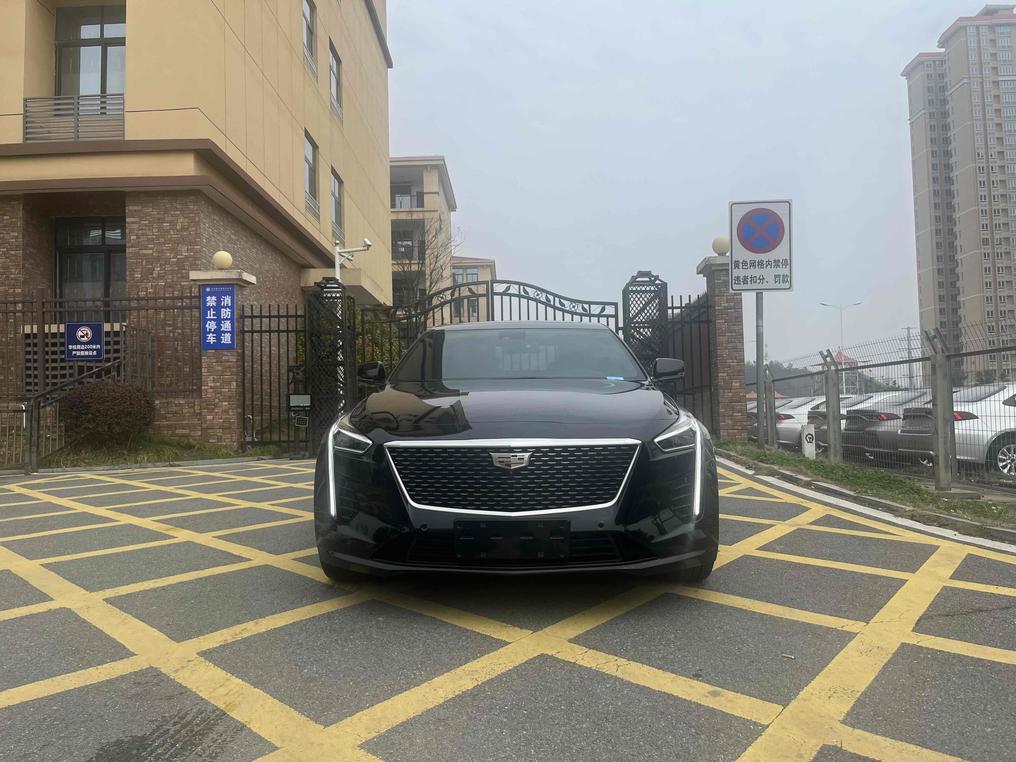 r215656-cadillac-ct6-2023_0