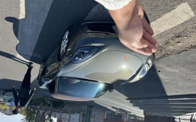 r215658-porsche-718-2022_0