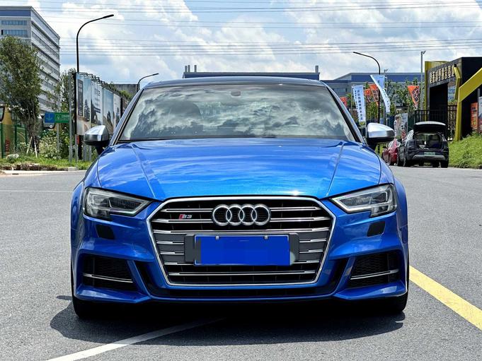 r215662-audi20s3-2018_0