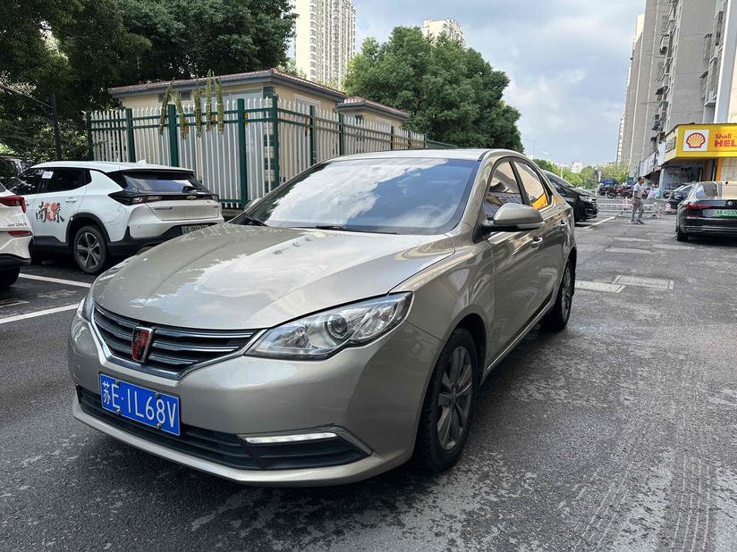 r215663-roewe-360-2015_0
