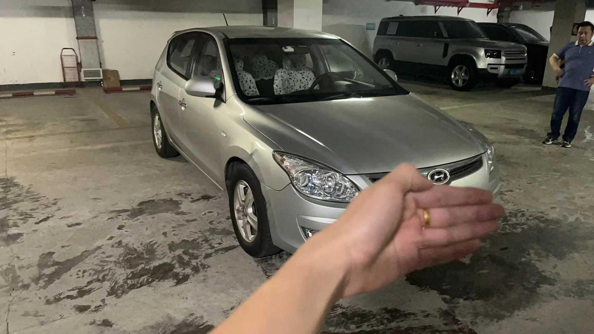 r215677-hyundai-i30-2010_0