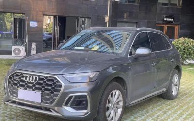 r215705-audi-q5l-2022_0