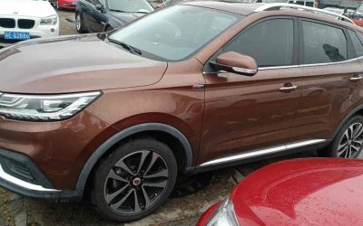 r215710-roewe-rx3-2019_0