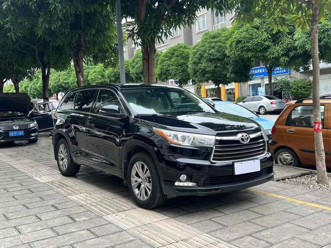 r215747-toyota-highlander-2016_0