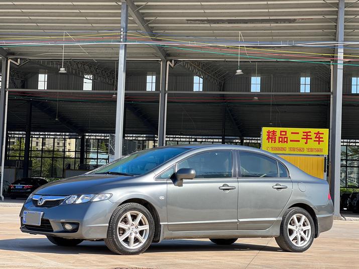 r215750-honda-civic-2010_0
