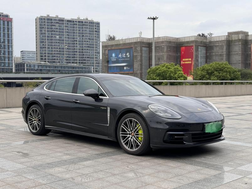 r215756-porsche-panamera-2020_0