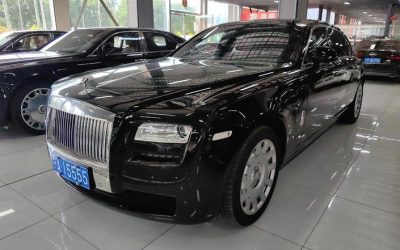r215782-rolls-royce20ghost-2013_0