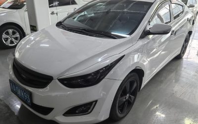 r215811-hyundai-elantra-2014_0