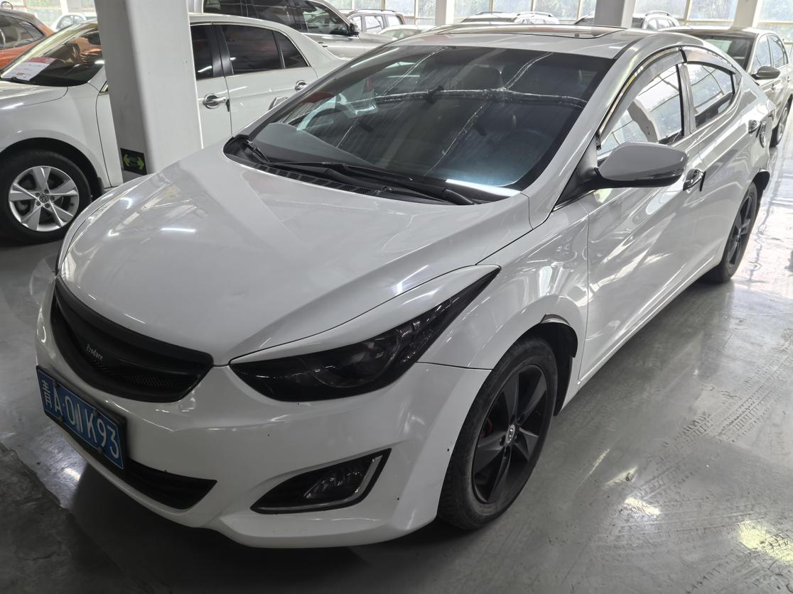 r215811-hyundai-elantra-2014_0