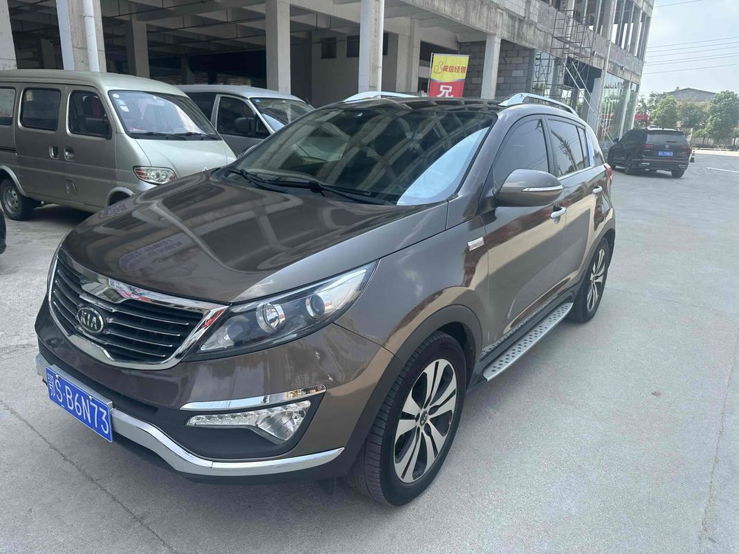 r215822-kia-sportage-2014_0