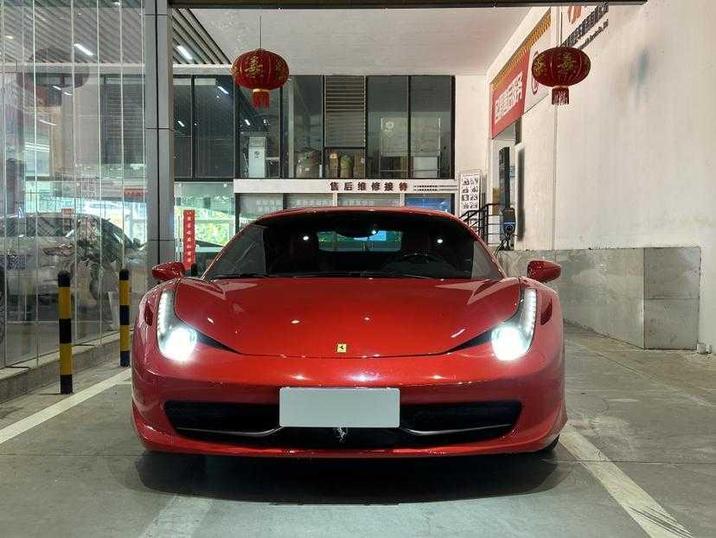 r215831-ferrari-458-2013_0