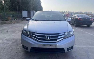 r215853-honda-city-classic-2014_0