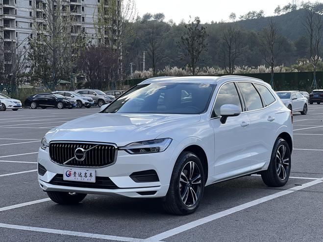 r215874-volvo-xc60-2019_0