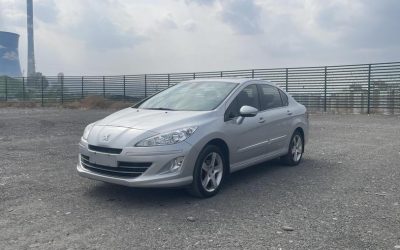 r215928-peugeot-408-2013_0