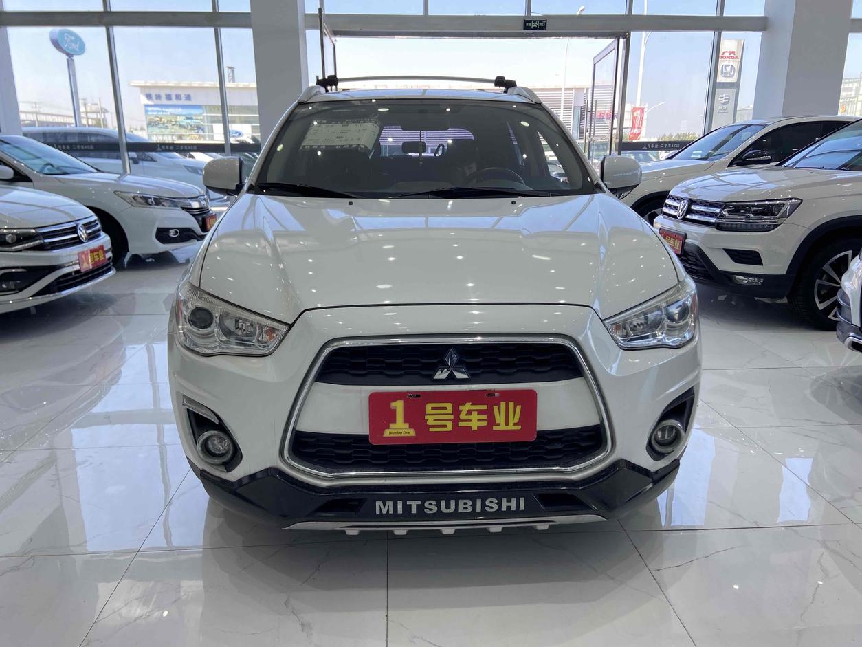 r215941-mitsubishi-asx-2014_0