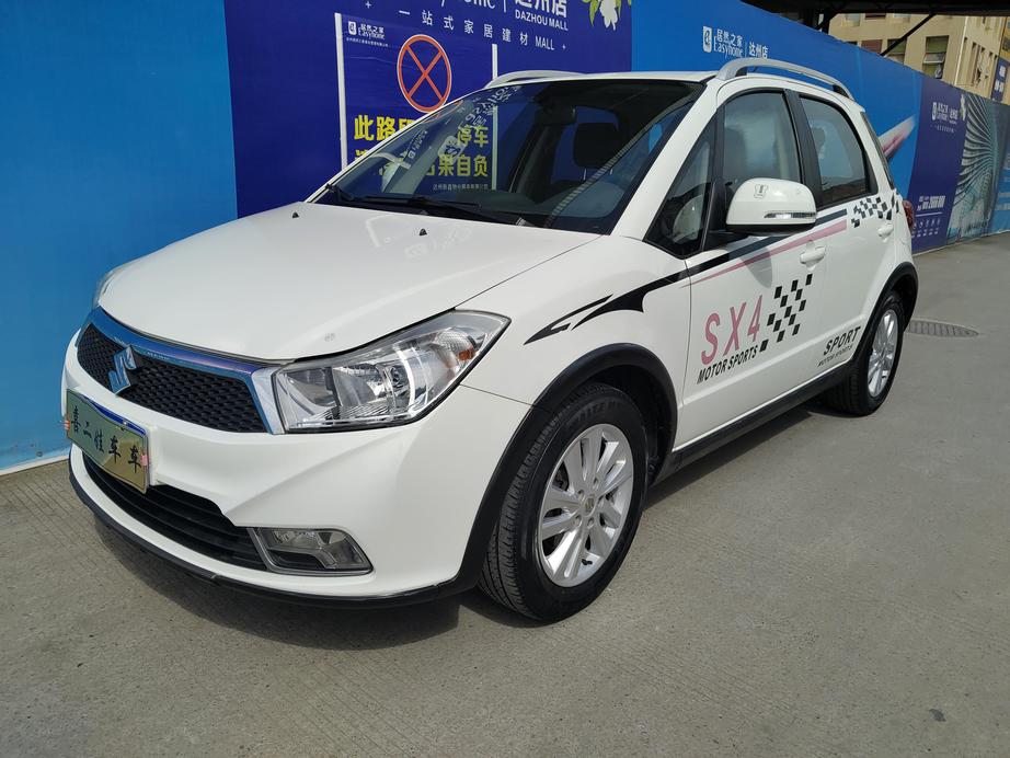 r215949-suzuki-sx4-2015_0