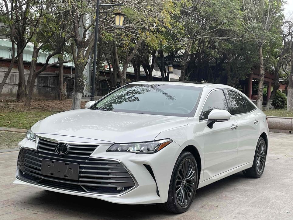 r215955-toyota-avalon-2020_0