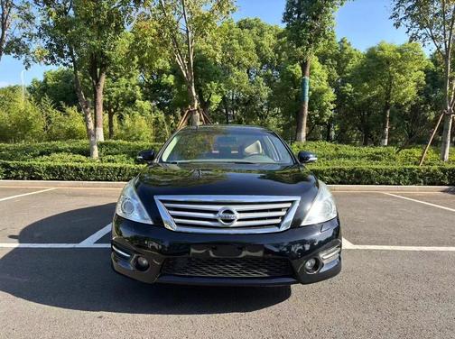 r215958-nissan-altima-2012_0