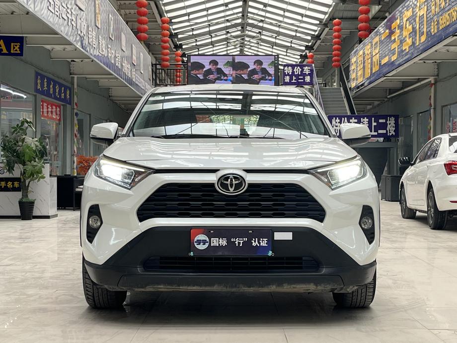 r215970-toyota20rav4-2020_0