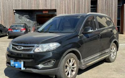 r215976-chery20tiggo205-2015_0