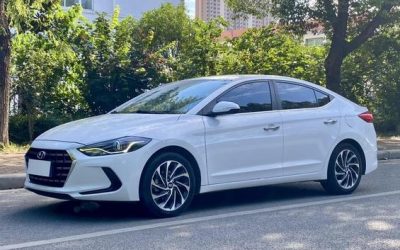 r215990-hyundai-elantra-2021_0