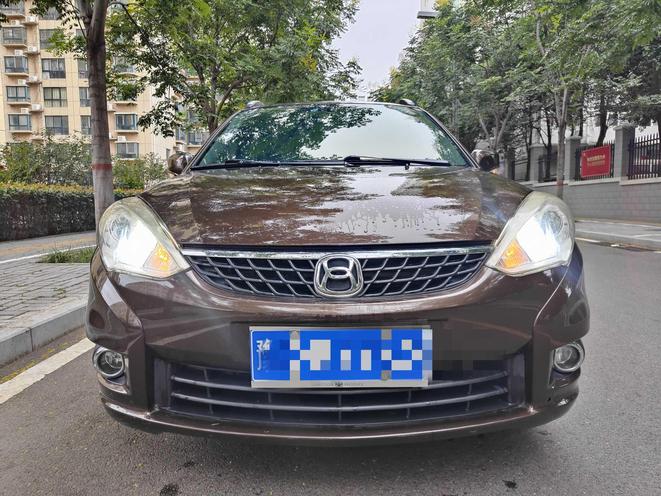 r216007-suzuki-aerio-a6-2015_0