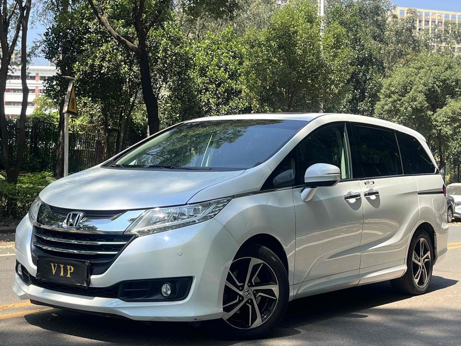 r216023-honda-odyssey-2016_0