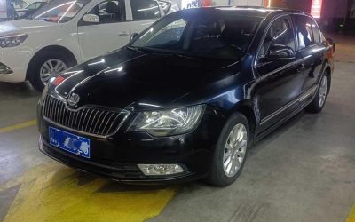 r216024-skoda-superb-2014_0