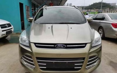 r216070-ford-kuga-2014_0