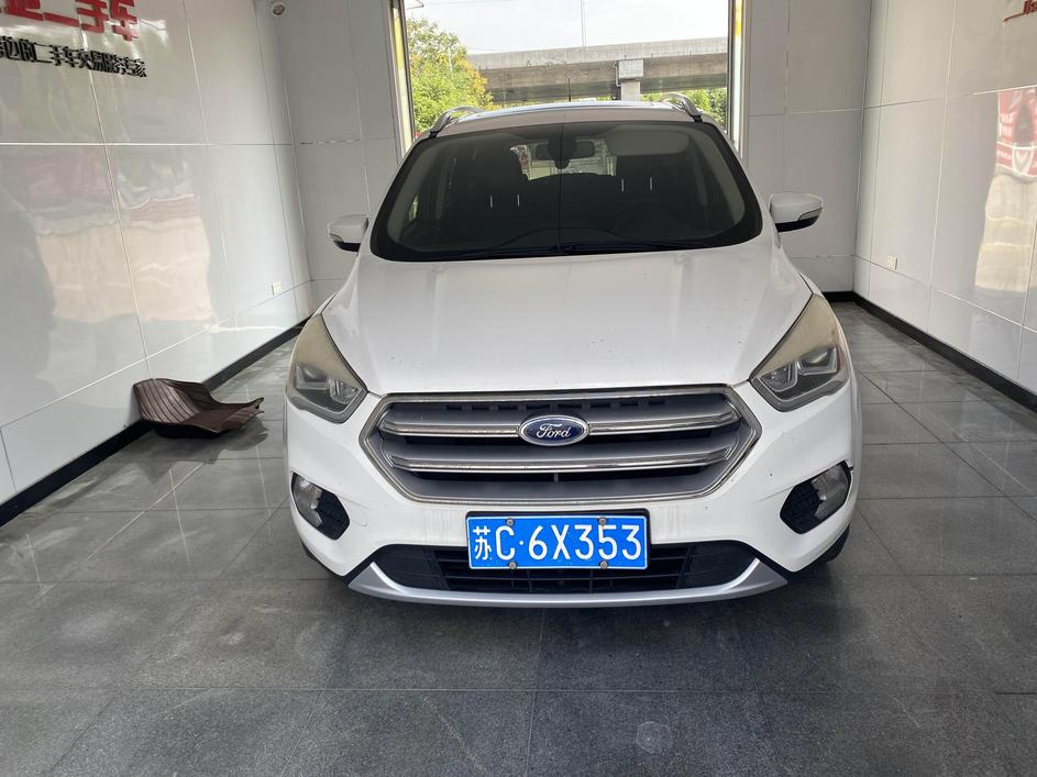 r216112-ford-kuga-2017_0