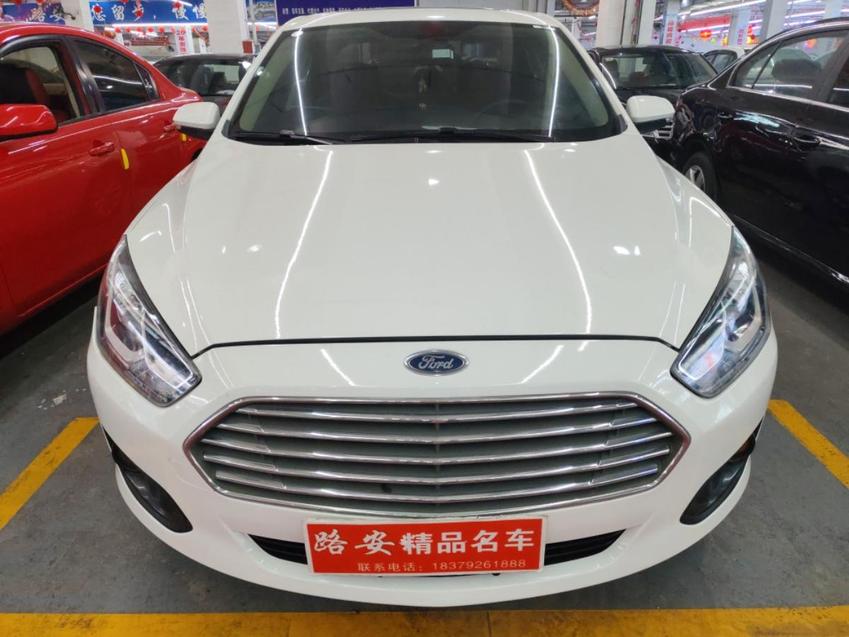 r216163-ford-escort-2018_0