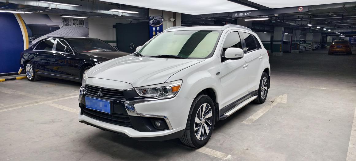 r216175-mitsubishi-asx-2018_0