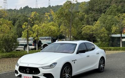 r216185-maserati-ghibli-2015_0