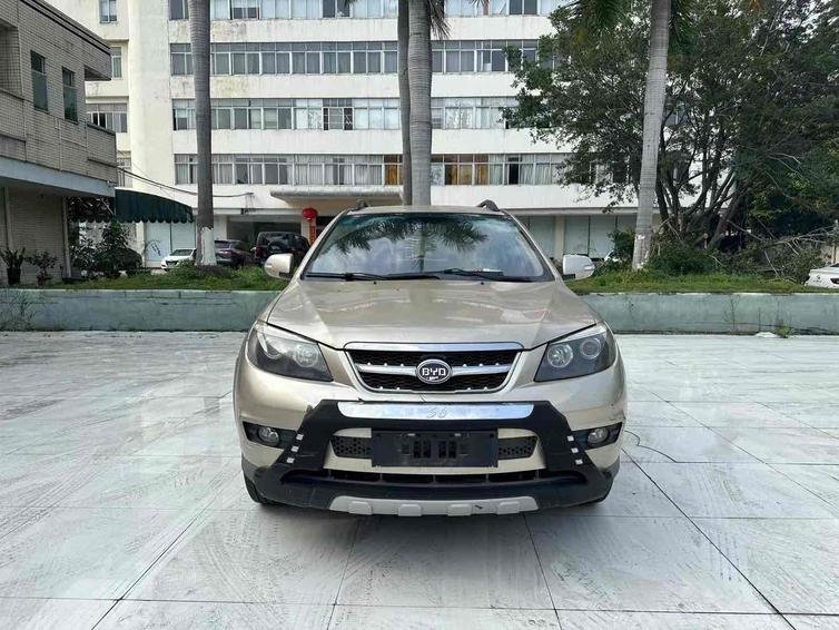 r216212-byd-s6-2014_0