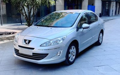r216222-peugeot-408-2011_0