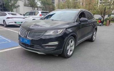 r216235-lincoln20mkc-2017_0