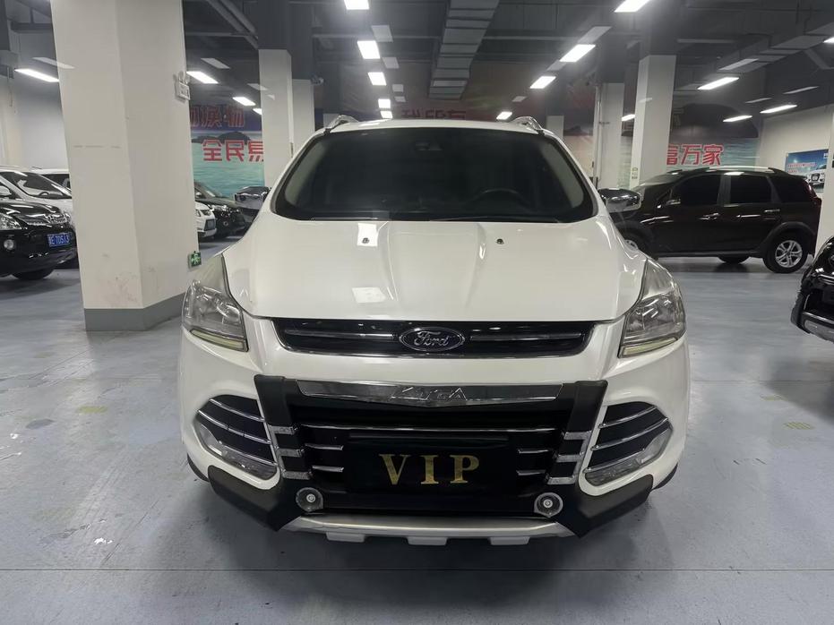 r216252-ford20kuga-2014_0