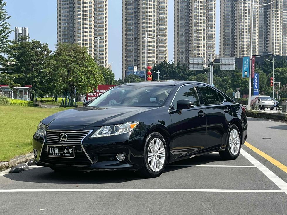 r216277-lexus20es-2014_0