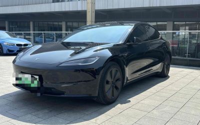 r216295-tesla-model-3-2023_0