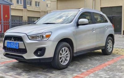 r216298-mitsubishi-asx-2015_0
