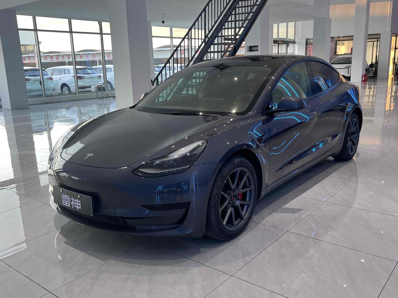 r216356-tesla-model-3-2021_0