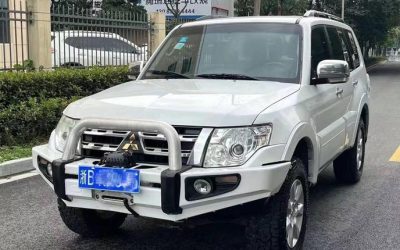r216372-mitsubishi-pajero-2013_0