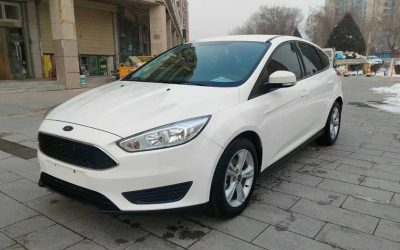 r216396-ford-focus-2018_0