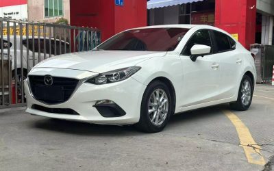 r216423-mazda3-axela-2015_0