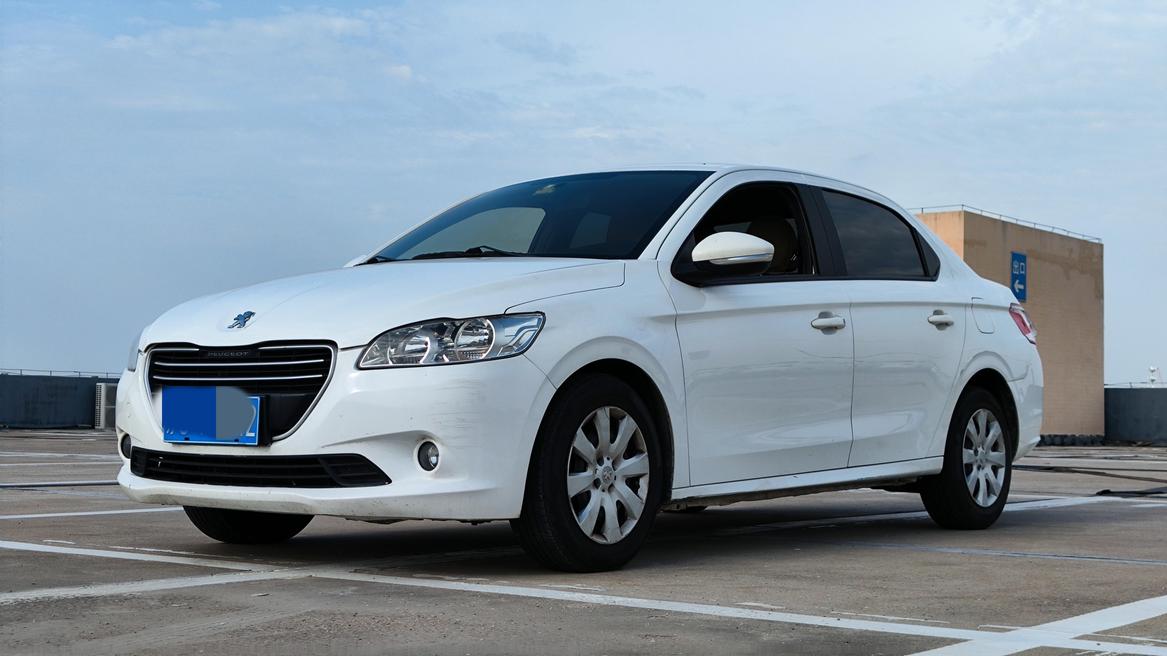 r216438-peugeot-301-2017_0