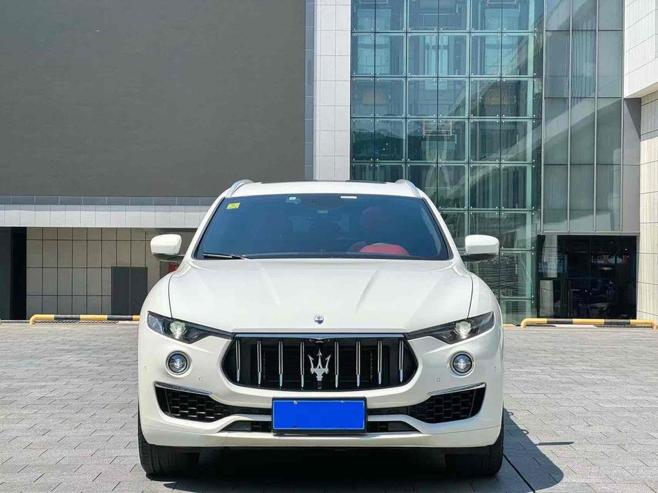 r216448-maserati20levante-2022_0