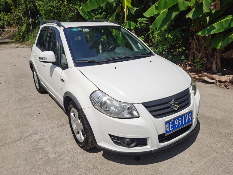 r216466-suzuki-sx4-2017_0