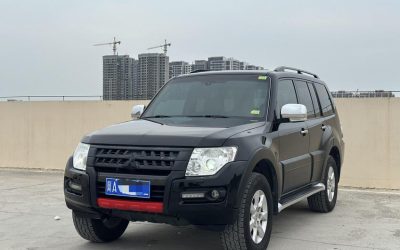 r216471-mitsubishi-pajero-2014_0