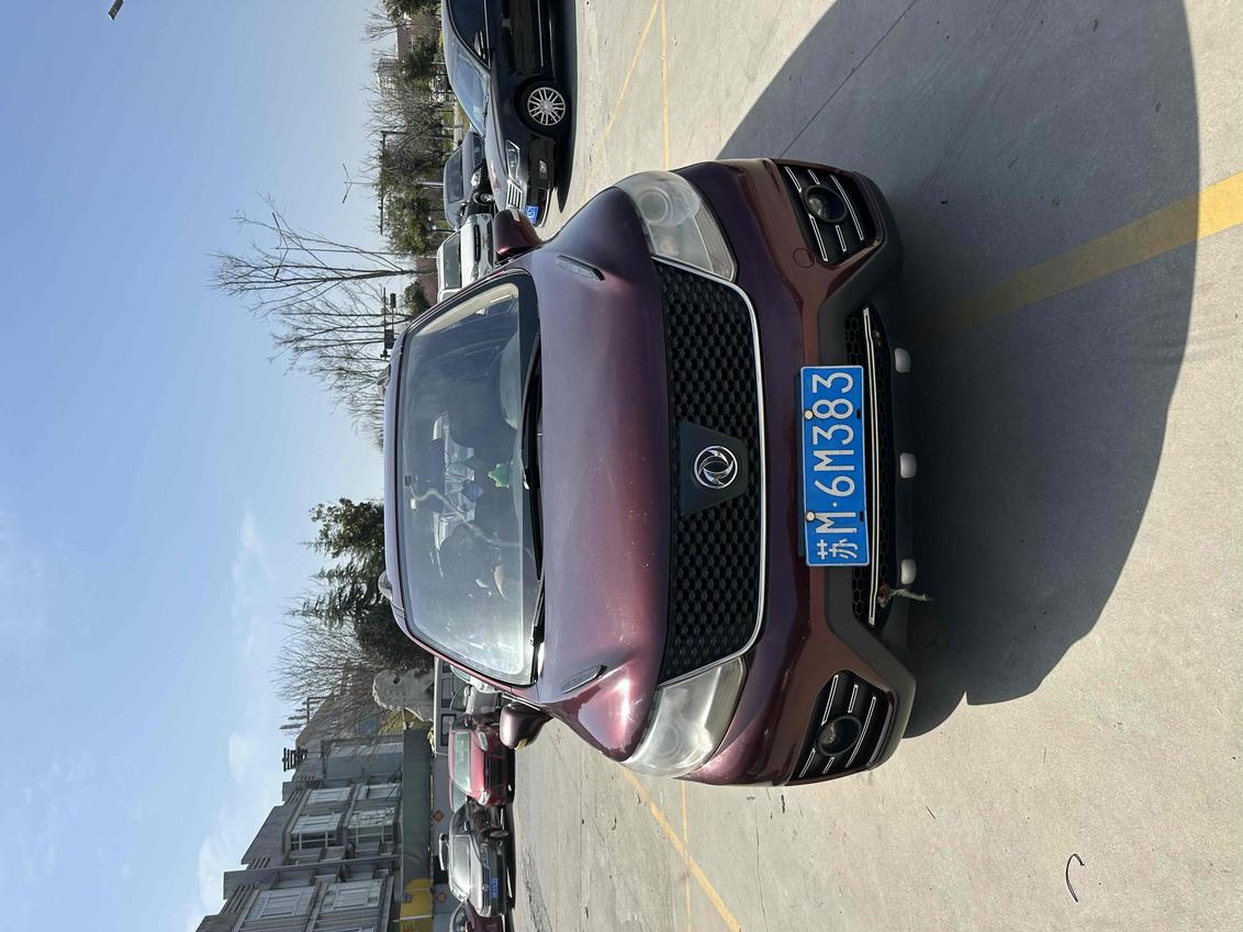 r216501-dongfeng-forthing-jingyi-x3-2015_0